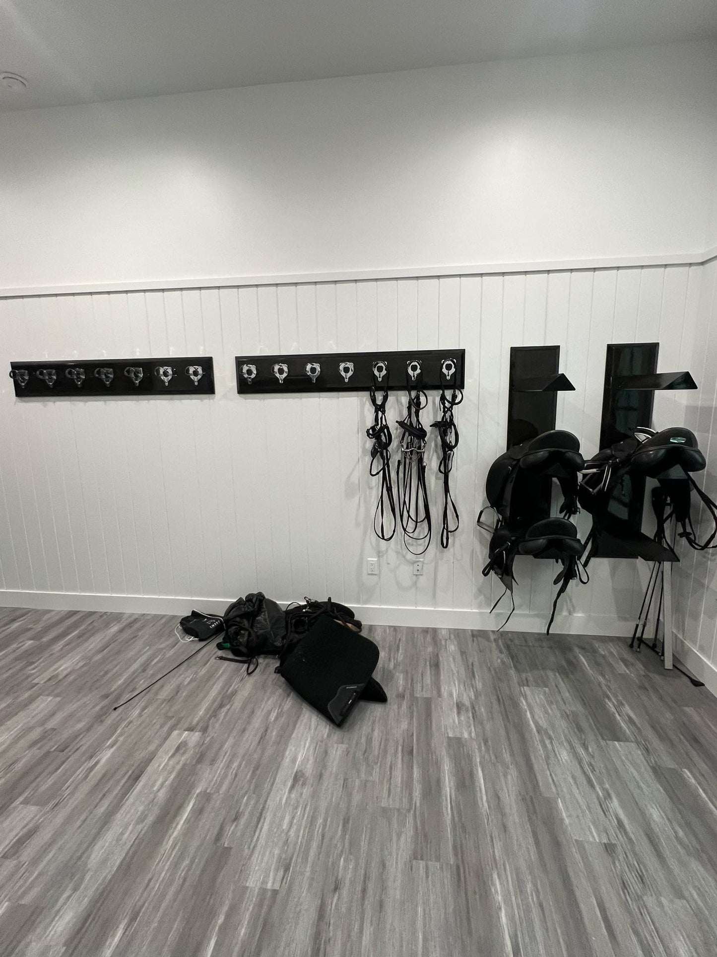 Nierle Perfect Wall Mounted Saddle Rack